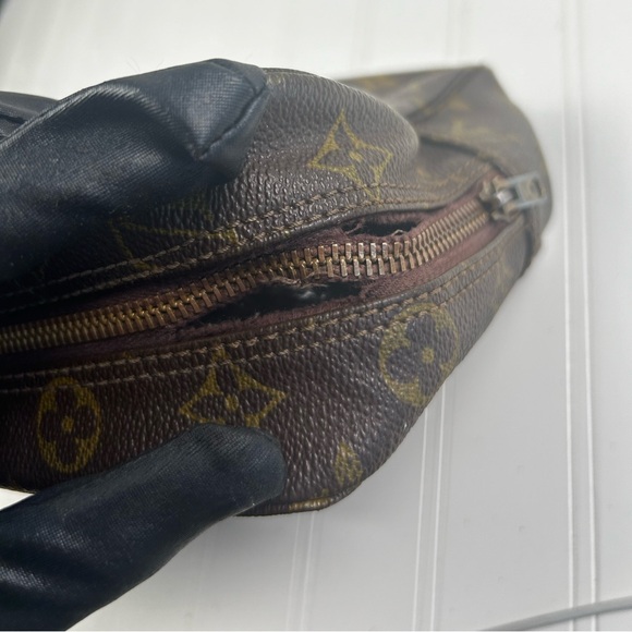 Louis Vuitton Trousse 28 Unisex Brown Monogram canvas Cosmetic Bag - Picture 13 of 14